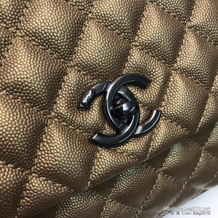 CHANEL香奈兒 独家背景实拍 球纹手柄 Chanel cocohandle 專櫃对版货 小球纹原厂牛皮 時尚百搭 手提肩背斜挎包  Cco1110
